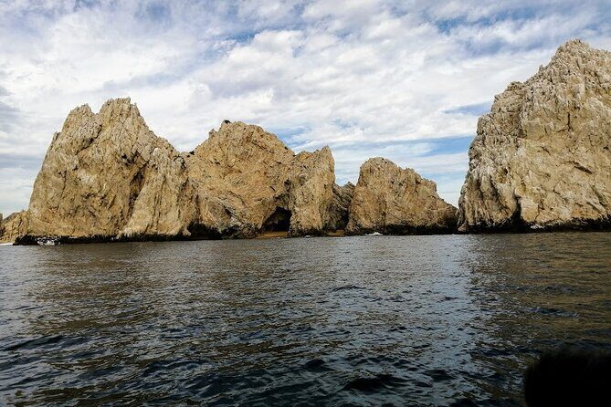 Espiritu Santo Island Full-Day Cruise with Snorkeling and Lunch! Round Trip - The Scenic Boat Ride: A Visual Treat