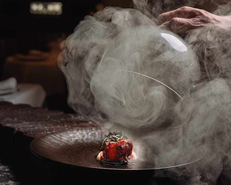 ESSENCE SHERRY: THE BEST PRODUCTS AND WINES OF OUR LAND - Location and Venue