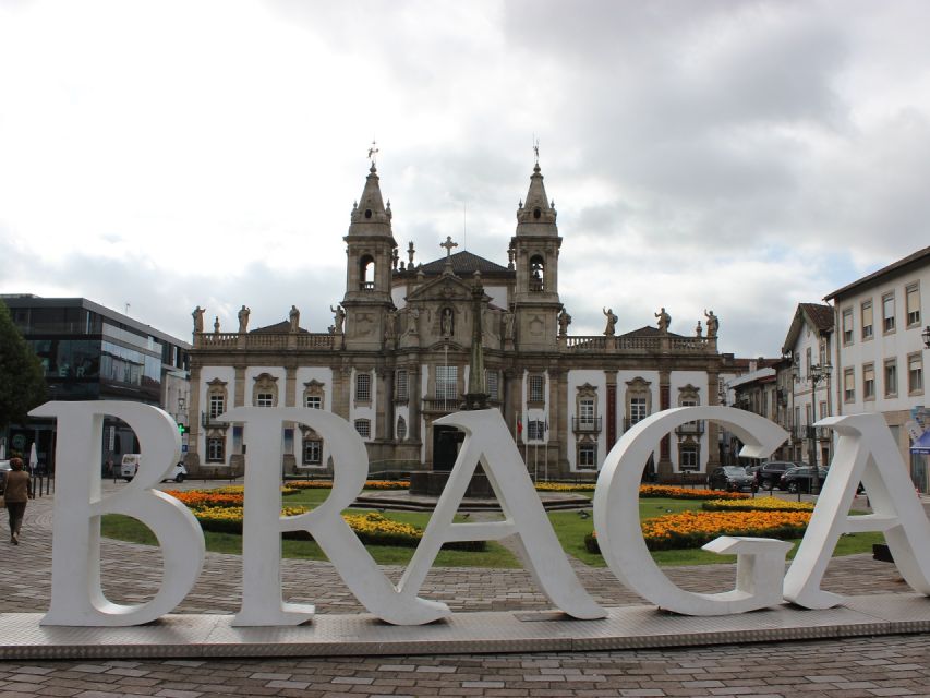 Essential Braga a Self-Guided Audio Walking Tour in English - Accessibility and Requirements