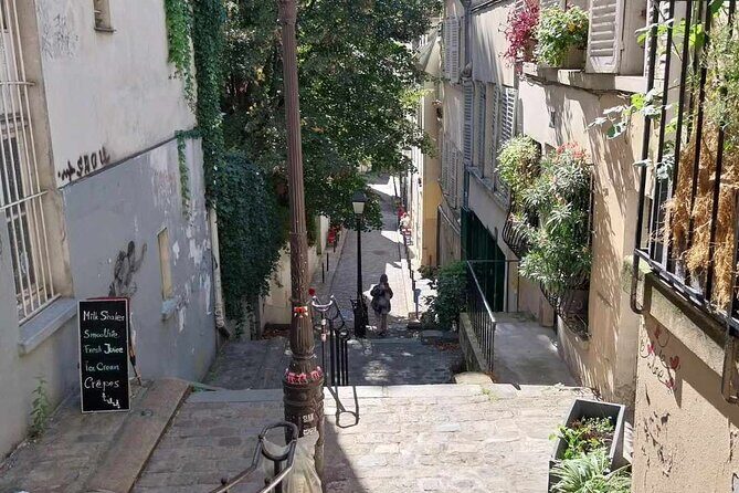 Essential Montmartre Private Walking Tour - What to Expect from the Montmartre Private Walking Tour