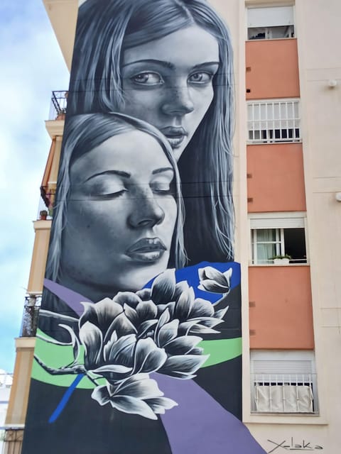 Estepona Art Murals and Tapas Walk With Local Guide - Key Points