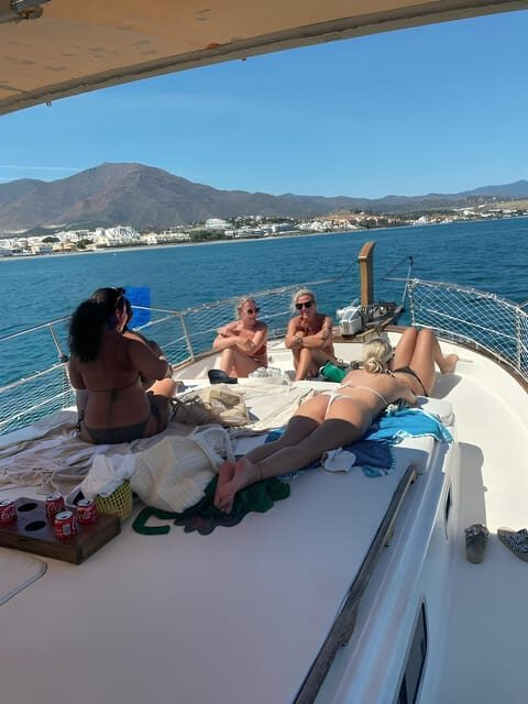 Estepona: Dolphins Searching Sea Cruise with Drink & Snacks - Practical Tips for a Smooth Experience