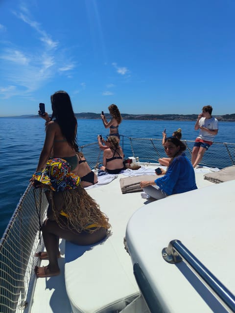 Estepona - PRIVATE TOUR - DOLPHIN WATCHING + CAVA - Key Points