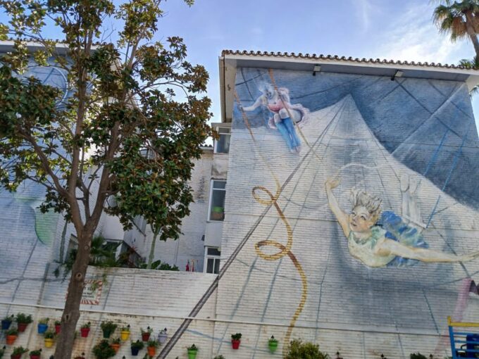 Estepona Walking Tour - City History, Culture & Gastronomy - Practical Information and Tour Logistics