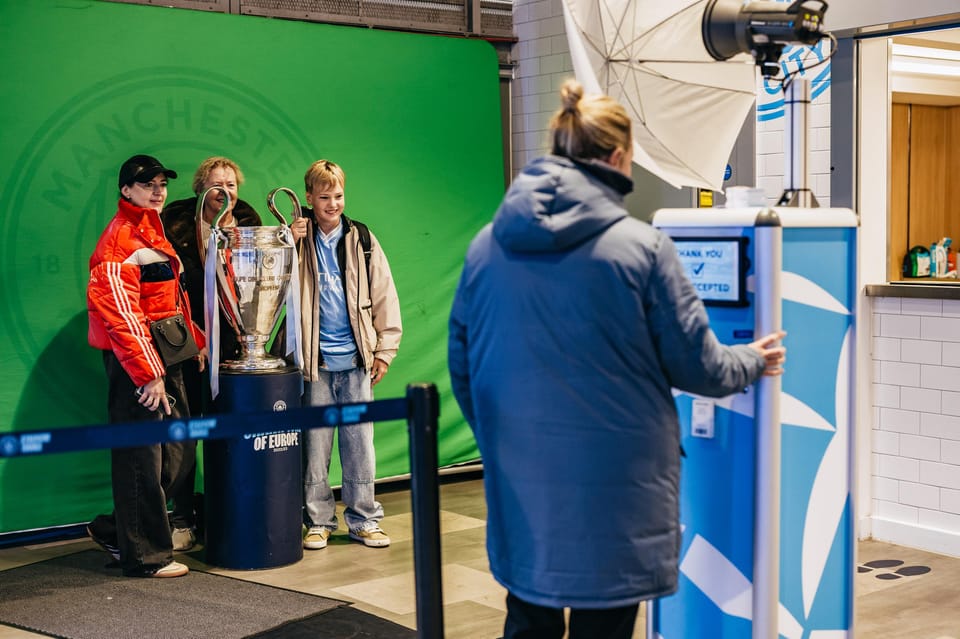 Etihad Stadium: The Manchester City Stadium Tour - An In-Depth Look at the Manchester City Stadium Tour