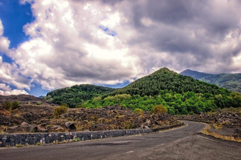 Etna and Silvestri Craters: Guided Tour and Liquor Tasting - The Sum Up
