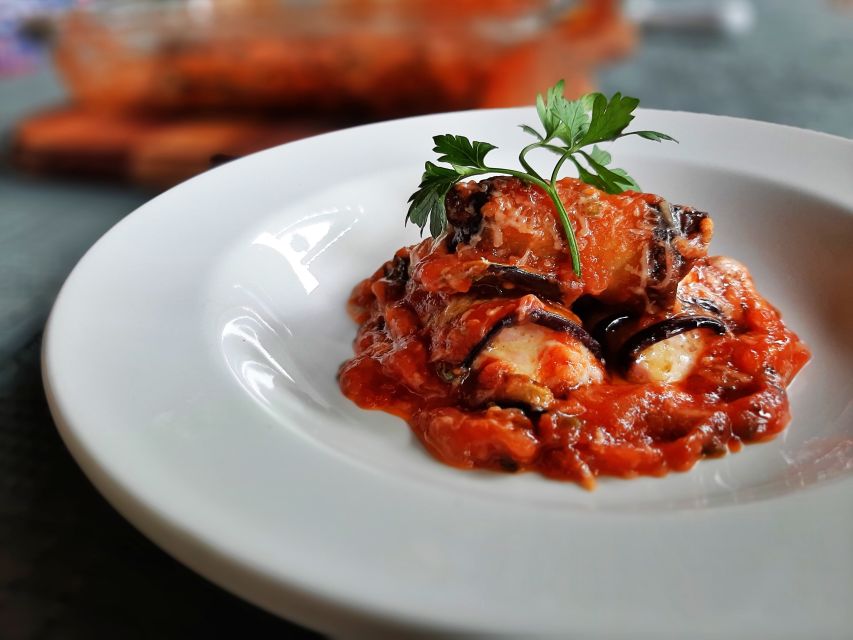 Etna: Tour in a Vintage Car With Cooking Class and Pickup - Key Points