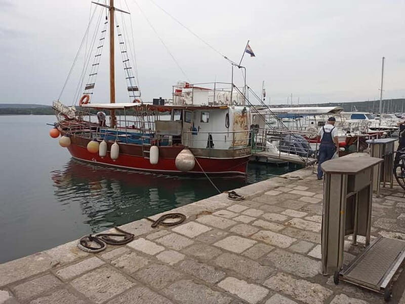 Evening Boat Trip to Krk City: Explore Nightlife & Culture - Itinerary Breakdown