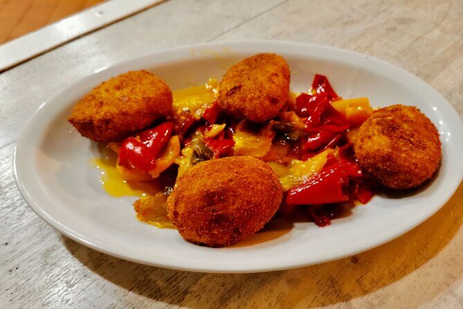 Evening Flavors of Naples: Guided Food Tour and Wine Tasting - Introduction