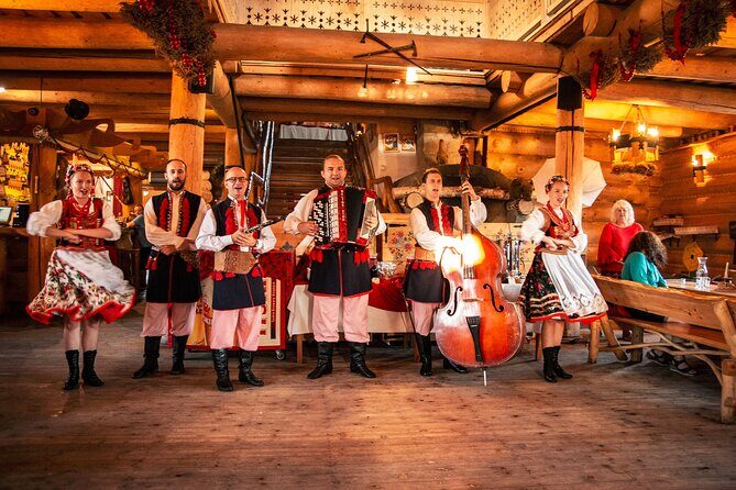 Evening Folk Show, singing, dancing and delicious food - Introduction: A Taste of Poland’s Folk Spirit