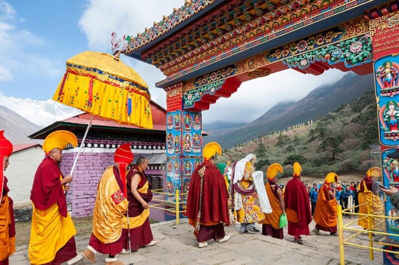 Everest: Mani Rimdu Festival Trek - Cultural Significance