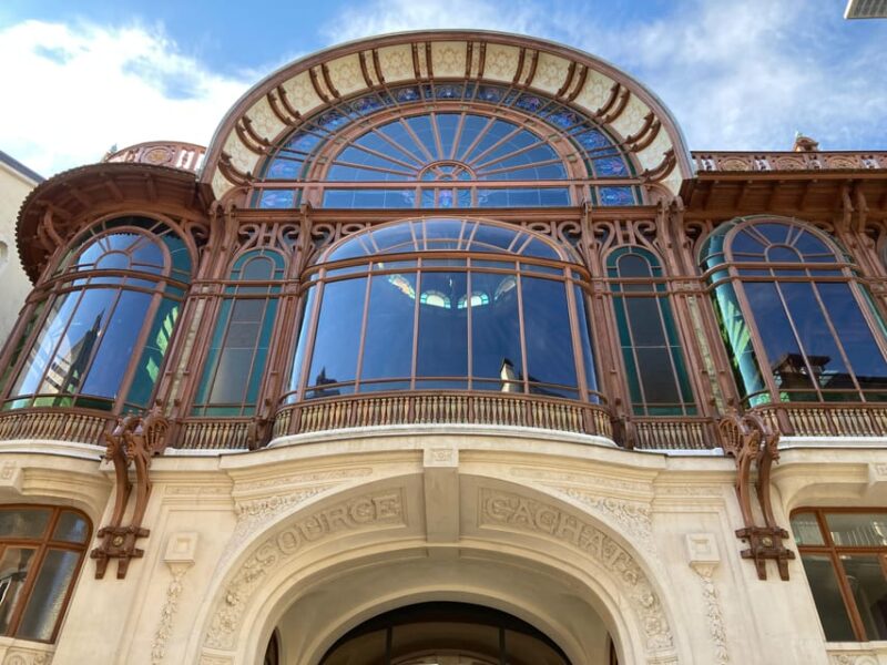 Evian-les-Bains: Walking Guided Tour - Pricing and Booking Details