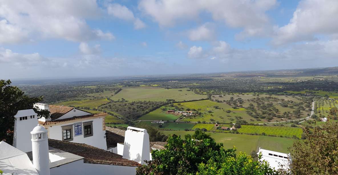 ÉVORA AND MONSARAZ FULL DAY PRIVATE TOUR BY CAR - Partake in Alentejo Lunch