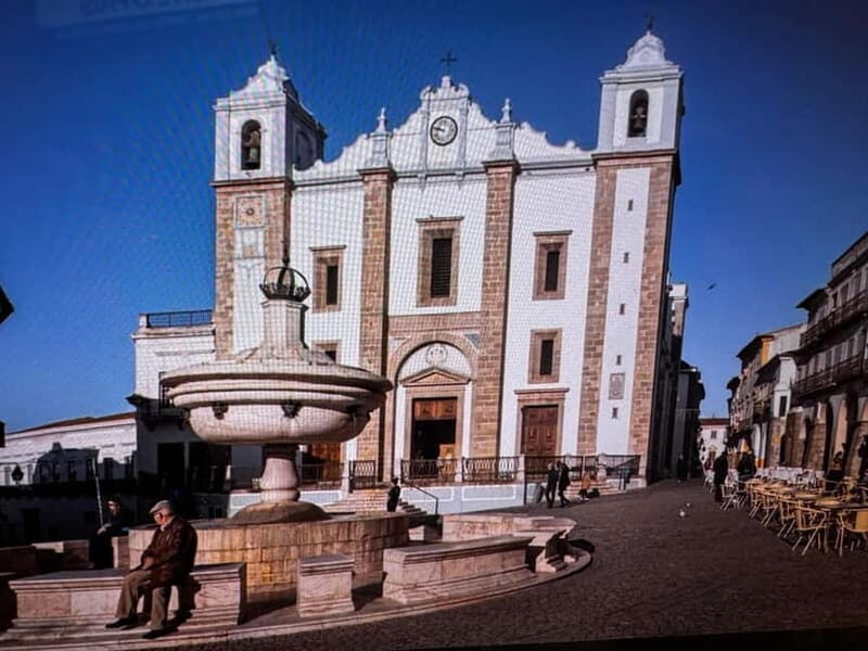 Évora & Monsaraz : Charm and Chill with a Touch of Thrill - Exploring Évora: A City of Living History