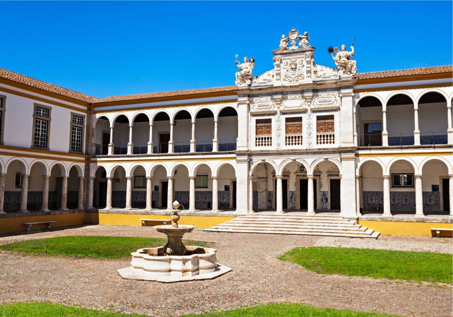 Évora Scavenger Hunt and Sights Self-Guided Tour - Highlights of the Experience