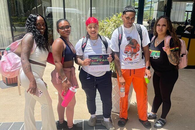 Excellence Oyster bay EXCLUSIVE private airport transfer - Key Points