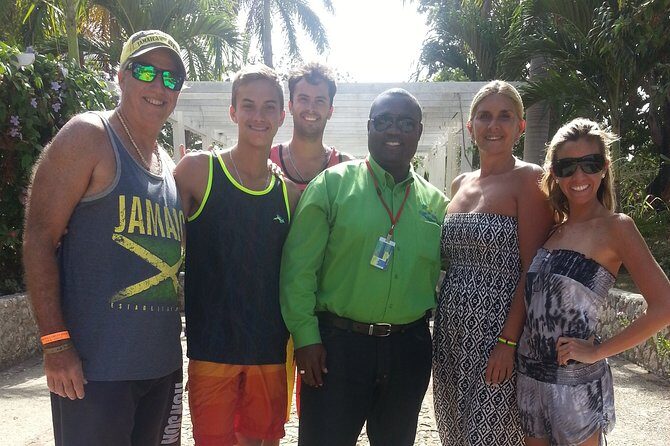 Excellence Resort Private Airport Transfer - Authentic Traveler Experiences