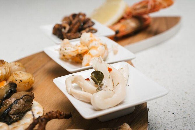 Exceptional Port Lincoln, Seafood and Wildlife Tour - Lunch: Fresh Seafood with a View