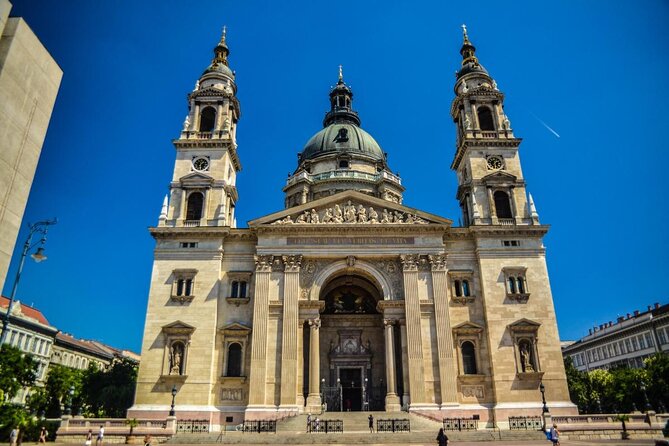 Exciting Private Tour in Budapest - Transportation and Amenities