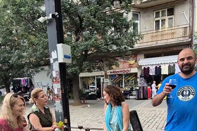 Exclusive Afternoon Wine & Appetizers with Local - Practical Details