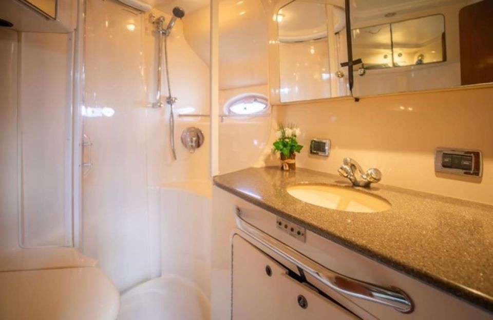 Exclusive Cancun Private Yacht Sail the Caribbean - Discover Cancuns Blue Tones