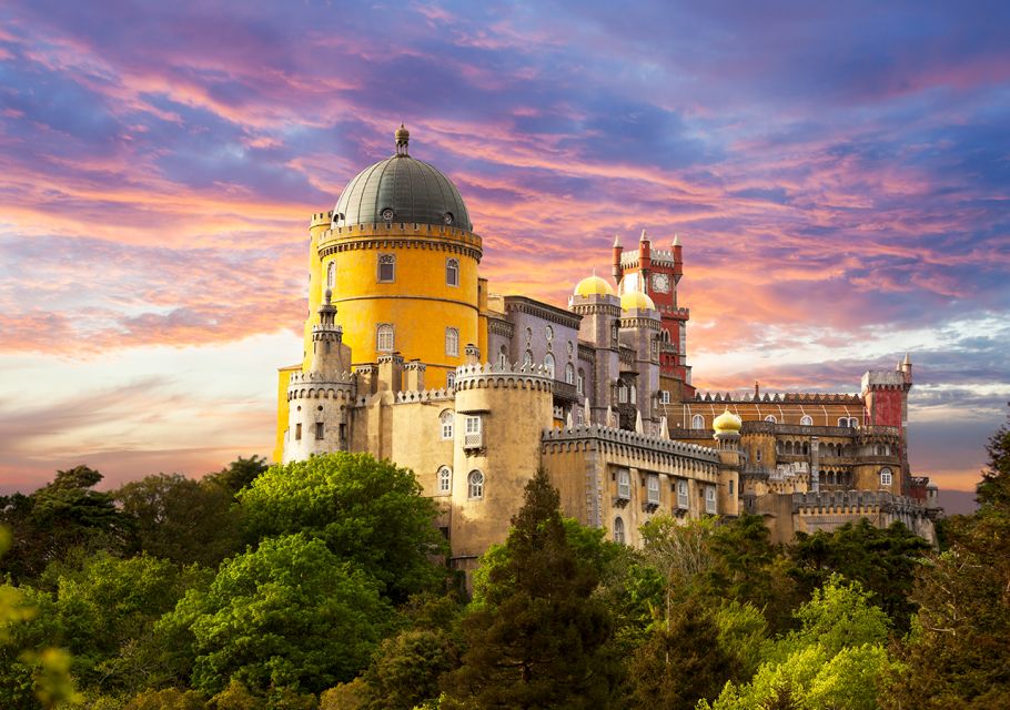 Exclusive Car Tour Sintra-Pena Palace, Cape Roca, Cascais - Cascais Charm