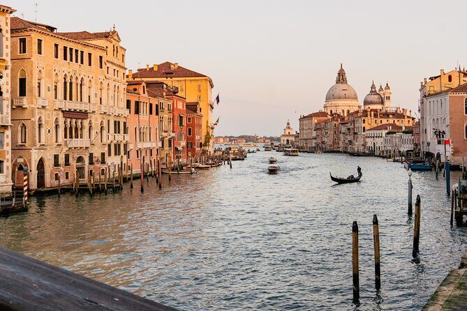 Exclusive Cinematic Photoshoot: Capture Venice Hidden Gems - FAQs