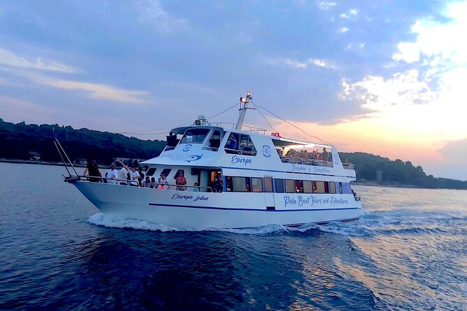 Exclusive Dolphin & Sunset Cruise With Dinner & Drinks From Pula - Accessibility Information