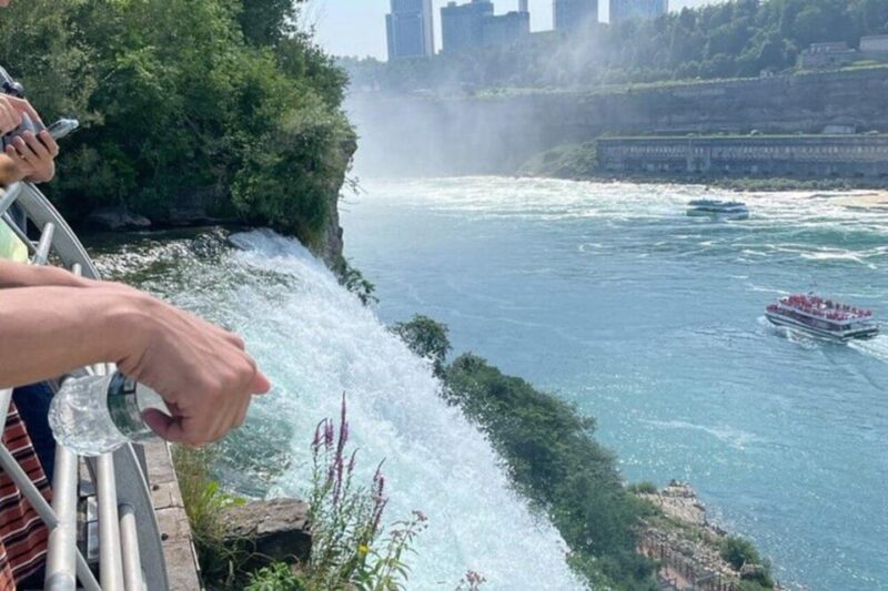 Exclusive Early Access: Maid of the Mist & Cave of Winds - Maid of the Mist