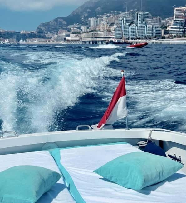 Exclusive excursion on a Riva Yacht - Practical Tips for Making the Most of Your Yacht Trip