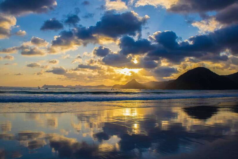 Exclusive Lombok: 3-Day Nature, Culture & Scenic Wonders - Day 1: Discovering Culture and Relaxing Beaches