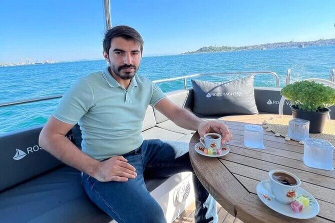 Exclusive Luxury Yacht Bosphorus Sightseeing Cruise in Istanbul - Final Thoughts