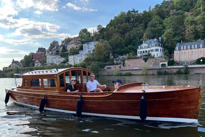 Exclusive private boat trip for couples in Heidelberg - Key Points