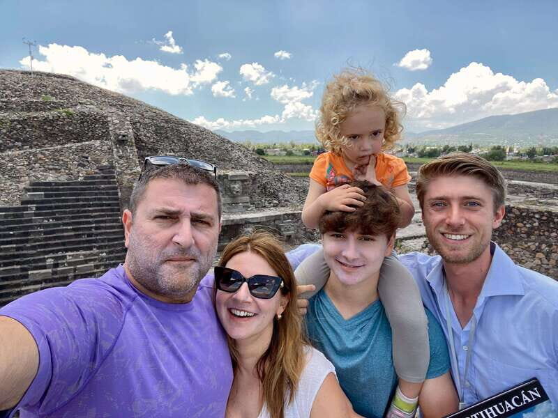 Exclusive private tour of the pyramids with a European guide in Mexico City - Key Points