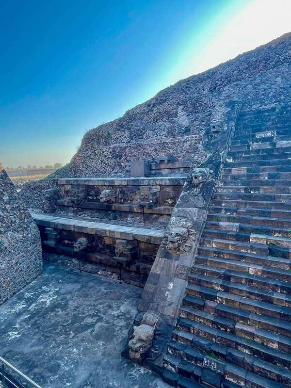 Exclusive private tour of the pyramids with a European guide in Mexico City - Value and Practical Considerations