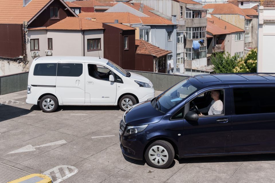 Exclusive Private Transfer Braga / Guimarães - Porto Airport - Key Points
