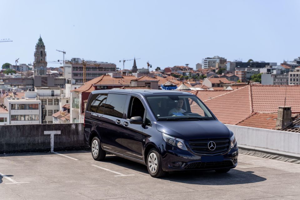 Exclusive Private Transfer Braga / Guimarães - Porto Airport - Booking Information