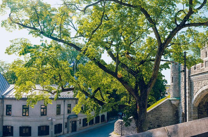 Exclusive Quebec Private Garrison Club Garden BBQ Luncheon - FAQs