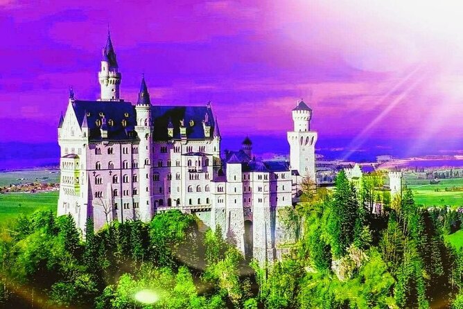 EXCLUSIVE Skip-The-Crowds Neuschwanstein and Linderhof Castle Tour From Munich Incl. TICKETS - Starnberger See and King Ludwig II