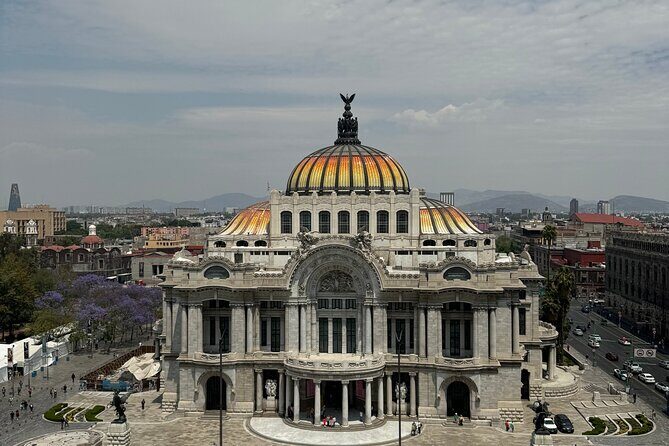 EXCLUSIVE TOUR to Palacio de Bellas Artes - small groups - Key Points