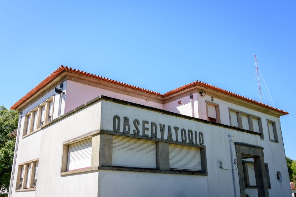 Exclusive Visit to the Astronomical Observatory of Gaia - Observatory Location and Design