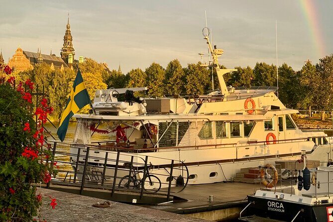 Exclusive Yacht Tour of Stockholm: sunset, dinner, lunch, cruise - Key Points