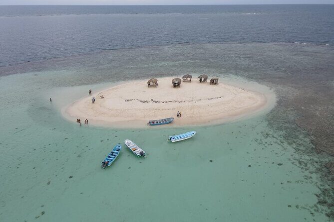 Excursion in Cayo Aera and Los Manglares in Playa la Ensenada - Who Should Consider This Tour?