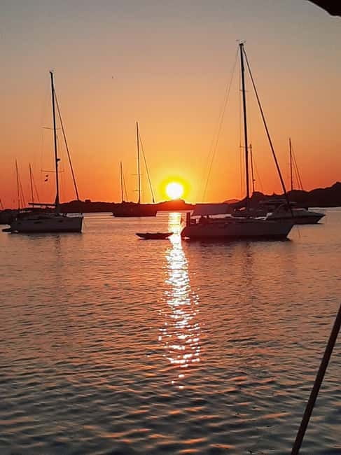 Excursion in the Gulf of Cagliari with lunch - Key Points