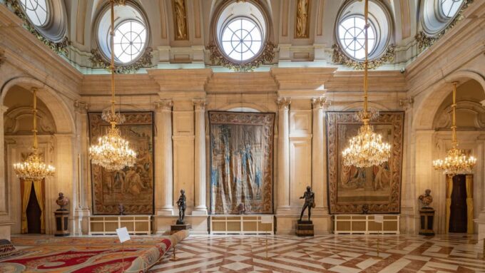 Excursion: Royal Palace of Madrid - Unraveling the Palaces Rich History
