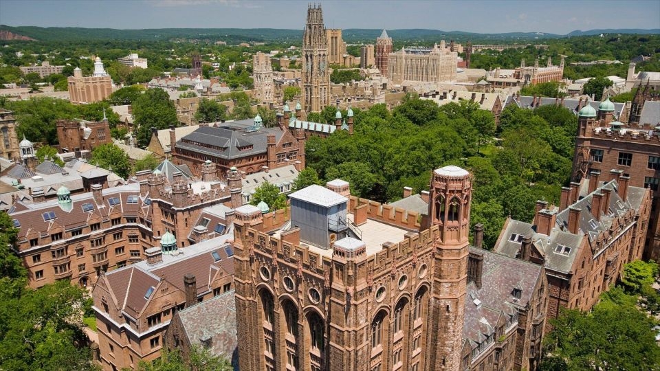 Excursion to Connecticut - Live Tour Guide Information