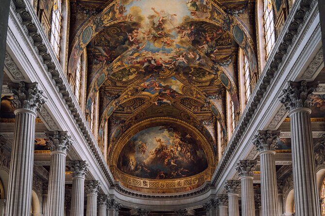Excursion to discover the Versailles Monarchy - An In-Depth Look at the Versailles Private Tour