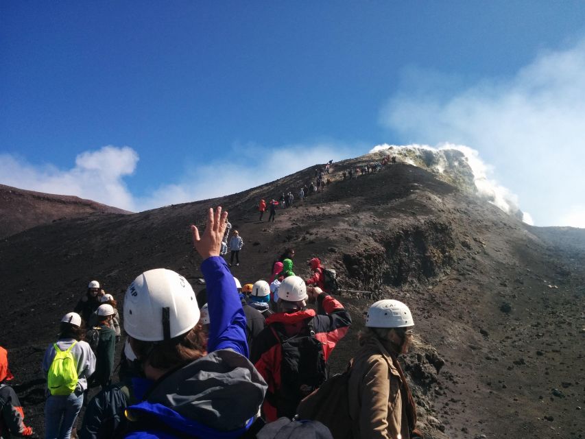 Excursion to Summit Craters With Lunch and Wine Tour - Unique Highlights