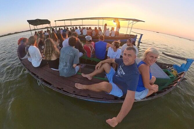Excursion to the lagoon, sunset and boat ride. - Key Points