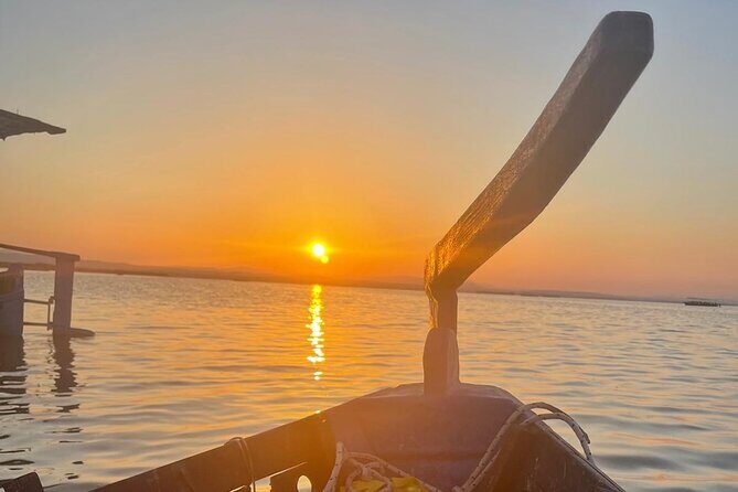 Excursion to the lagoon, sunset and boat ride. - Who Should Consider This Tour?